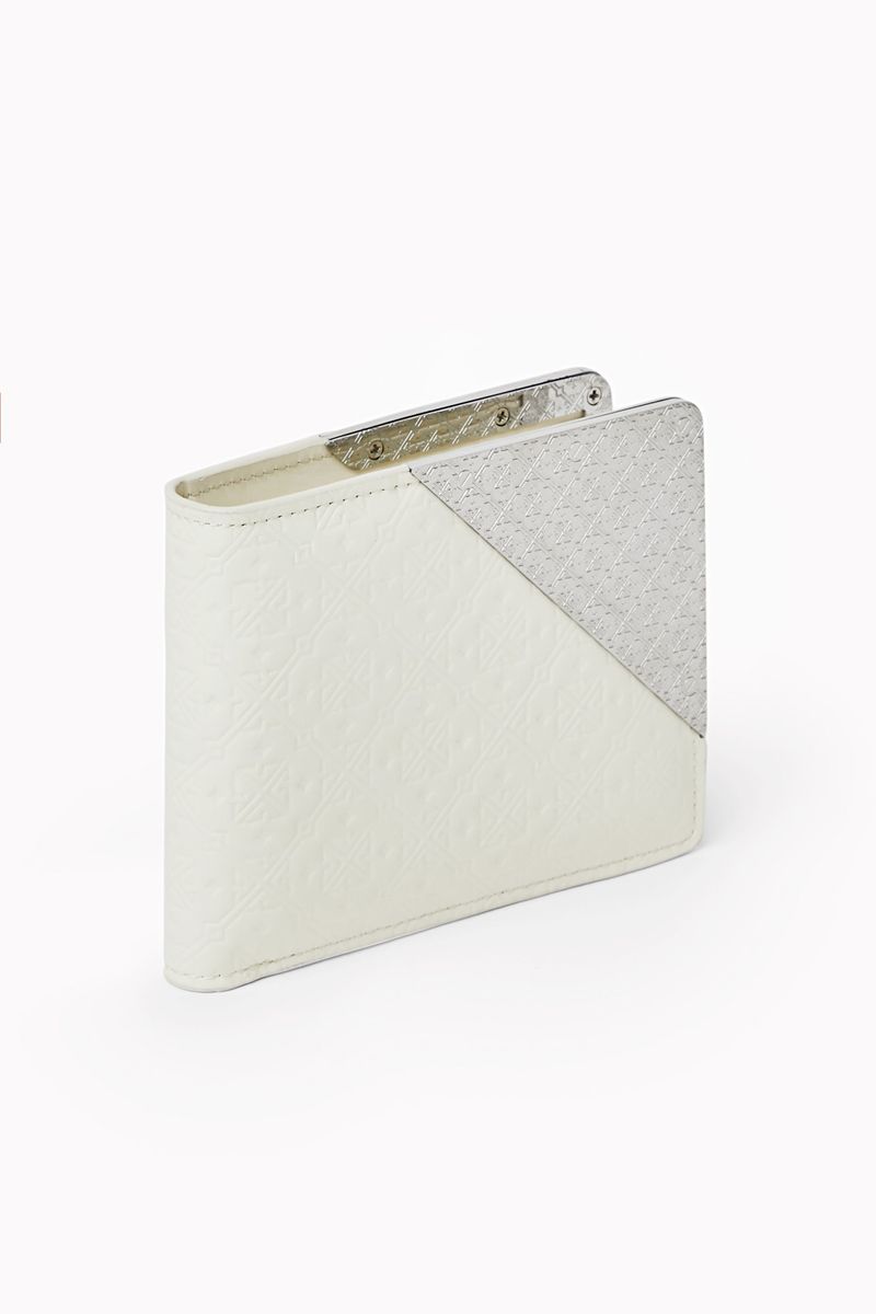 Soltanto Japan (ft) Ivory Wallet (Ivory-Wallet)
